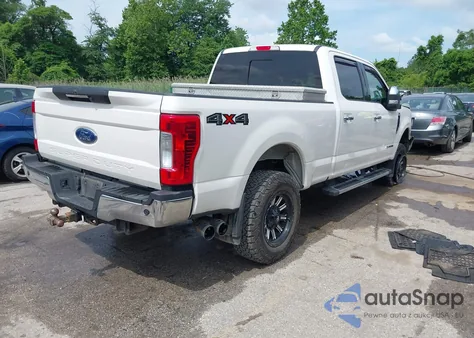 2019 Ford F-250 Lariat из США, поврежденный, VIN 1FT7W2BTXKED33151